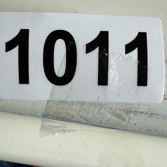 American Eagle Womens Mom Cut Off Jeans Shorts SZ 6 Distressed Denim Stretch - Picture 8 of 8